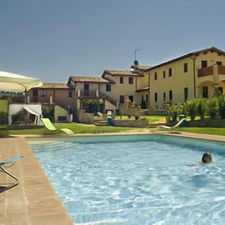 Borgo Le Capannelle Aparthotel Castel Ritaldi