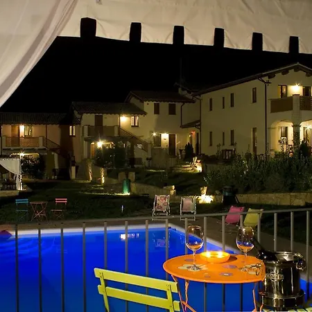 Borgo Le Capannelle Aparthotel